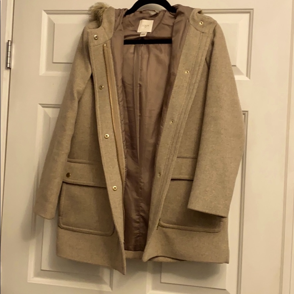 Jcrew wool coat- Tan. Size 4. Great condition!